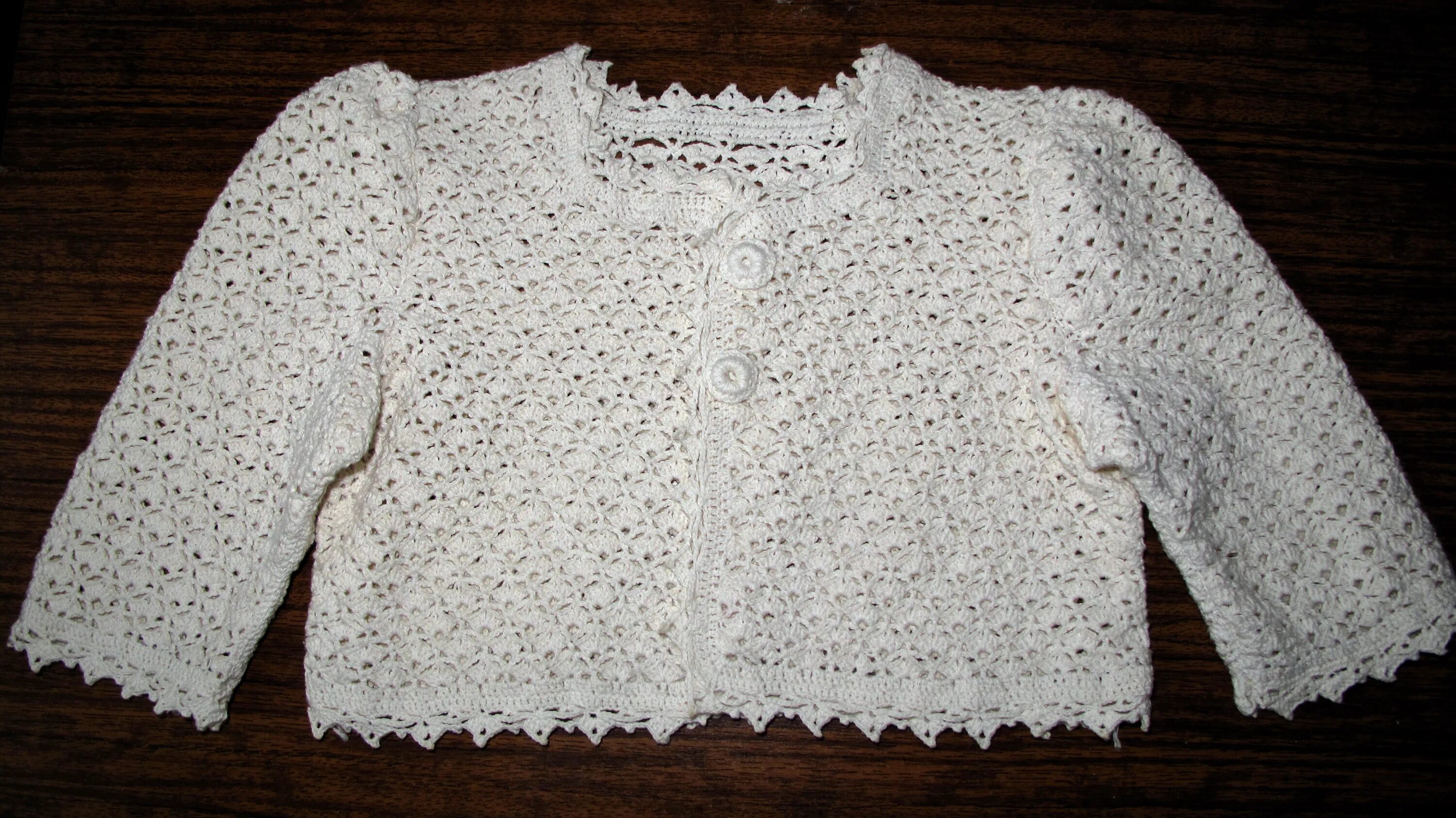 Кофта крючком для девочки 3. Кофточка для девочки крючком. Кофточка для девочки. Детская кофта крючком для начинающих. Кофта крючком для девочки.