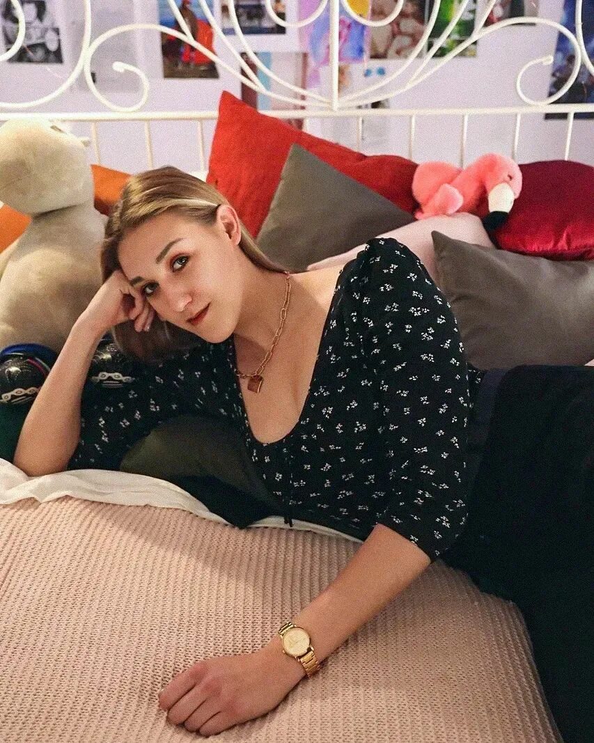 сколько лет маме лизы субботиной из дома. лиза субботина певица. лиза субботина. лиза субботина монако. лиза субботина.