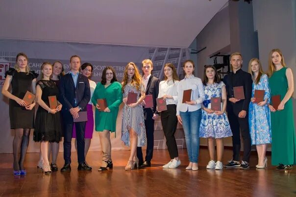 Спбгасу выпускники 2021. Знаменитые выпускники спбгати. Спбгасу известные выпускники. Спбгасу в лицах. Спбгасу вручение дипломов.