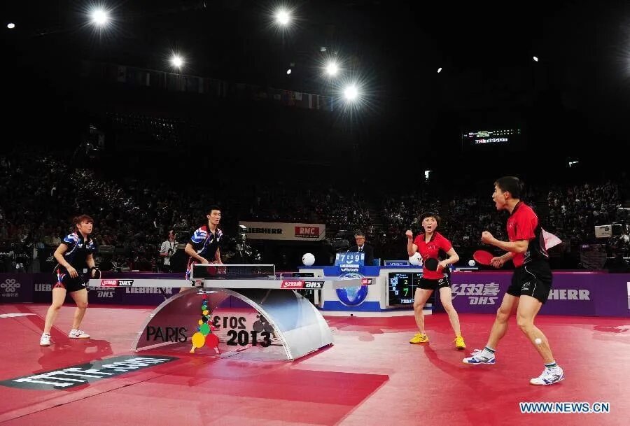 Настольный теннис чм. Игрок в настольный теннис. Парные соревнования по настольному теннису. Настольный теннис парная игра. Настольный теннис парная смешанная игра.