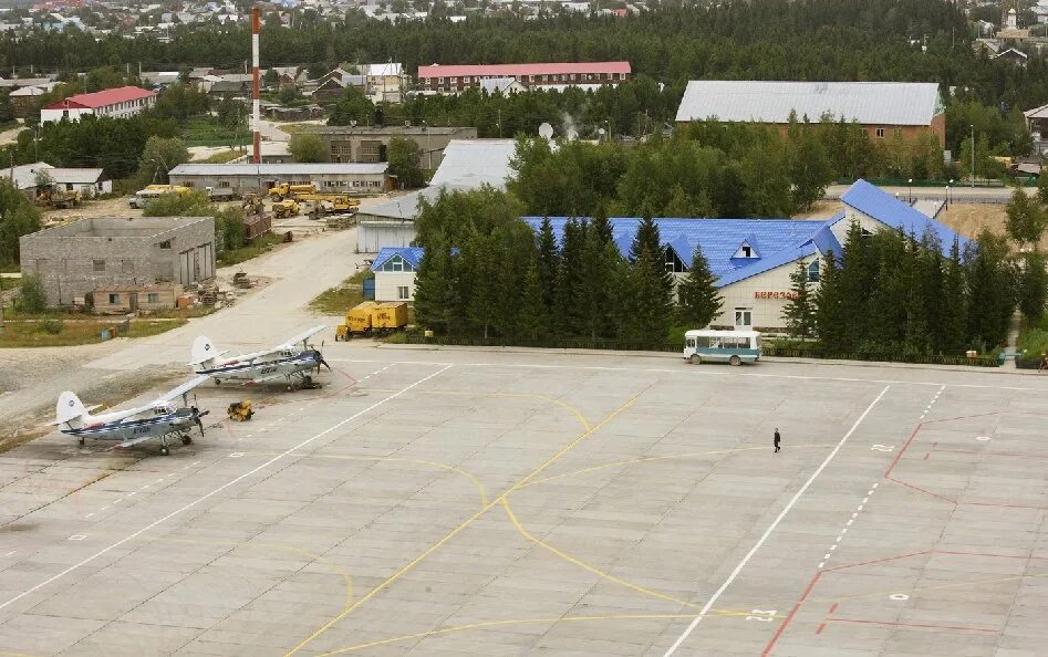 Ан 24 аэропорт берёзово. Поселок березово хмао югра. Аэропорт игрим хмао. Аэропорт березово. Аэродром береза.