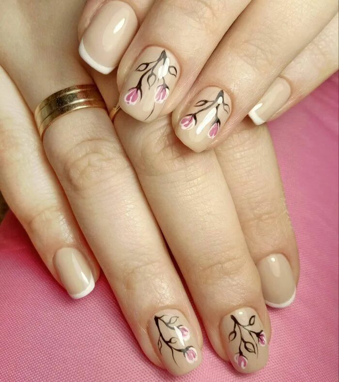 Pin on маникюр Beige nails, Flower nails, Beige nails design