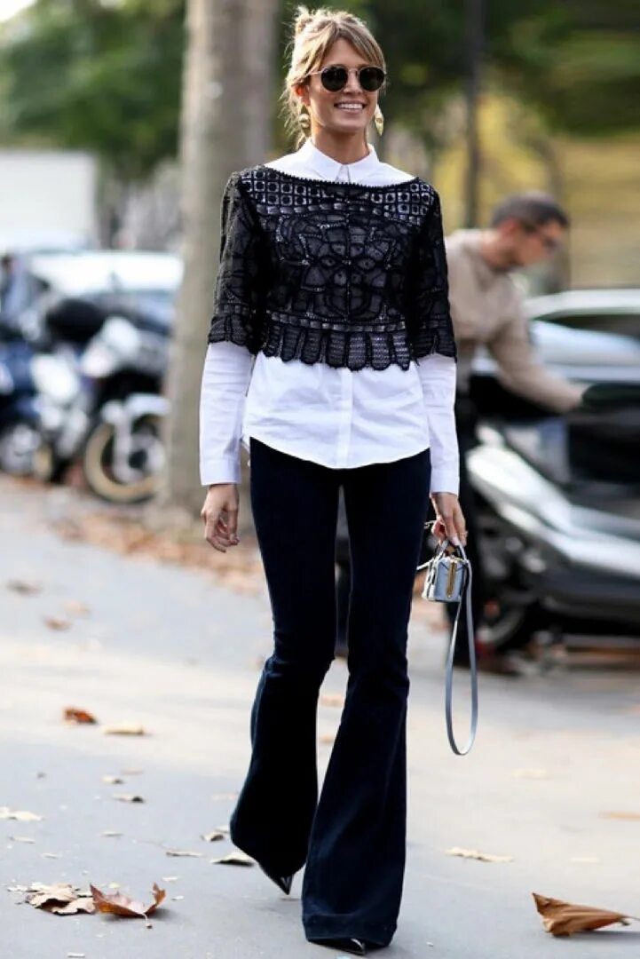 С чем носить ажурные брюки. Черные джинсы клеш образы. белая блузка и черные брюки. нарядная блузка street style.