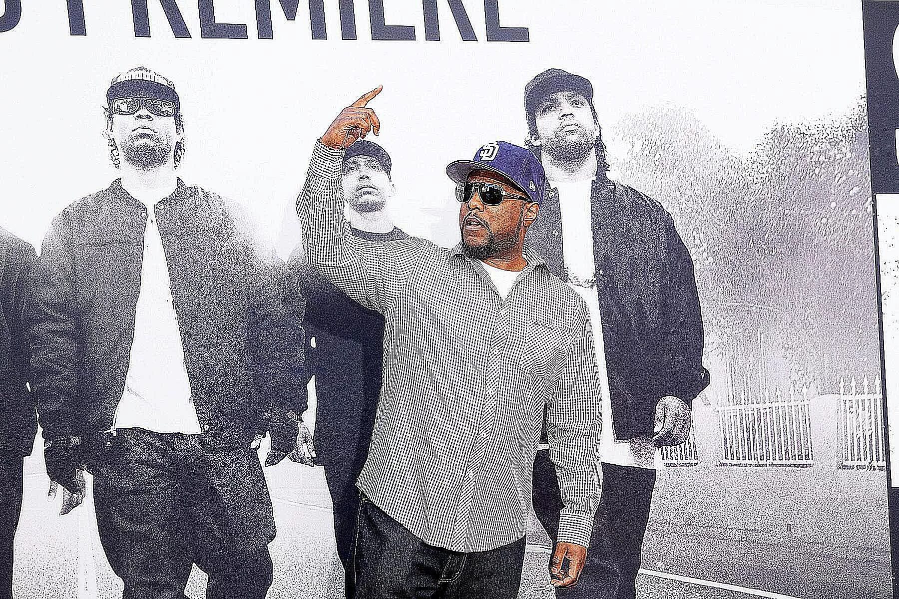 Mc ren. Мс рен nwa. mc ren сейчас. в каком году вышел трек bobrov mc ren - comin after you(feat ice cube).