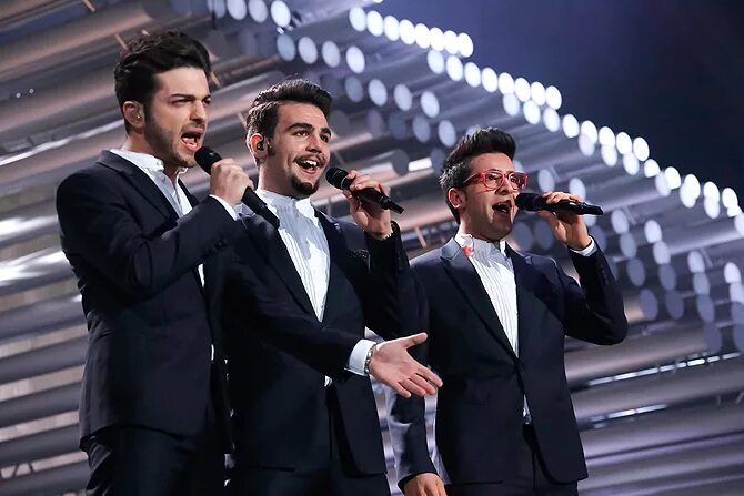 Трио теноров молодые. Трио il Volo. Иль воло Евровидение. Группа il Volo Евровидение. Трио теноров il Volo.