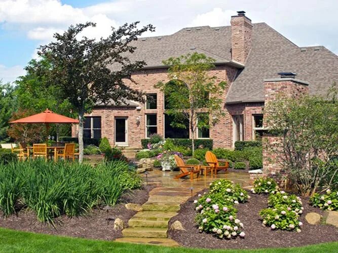 27 Simple Front Yard Landscaping Ideas Front yard landscaping, Walkway landscapi