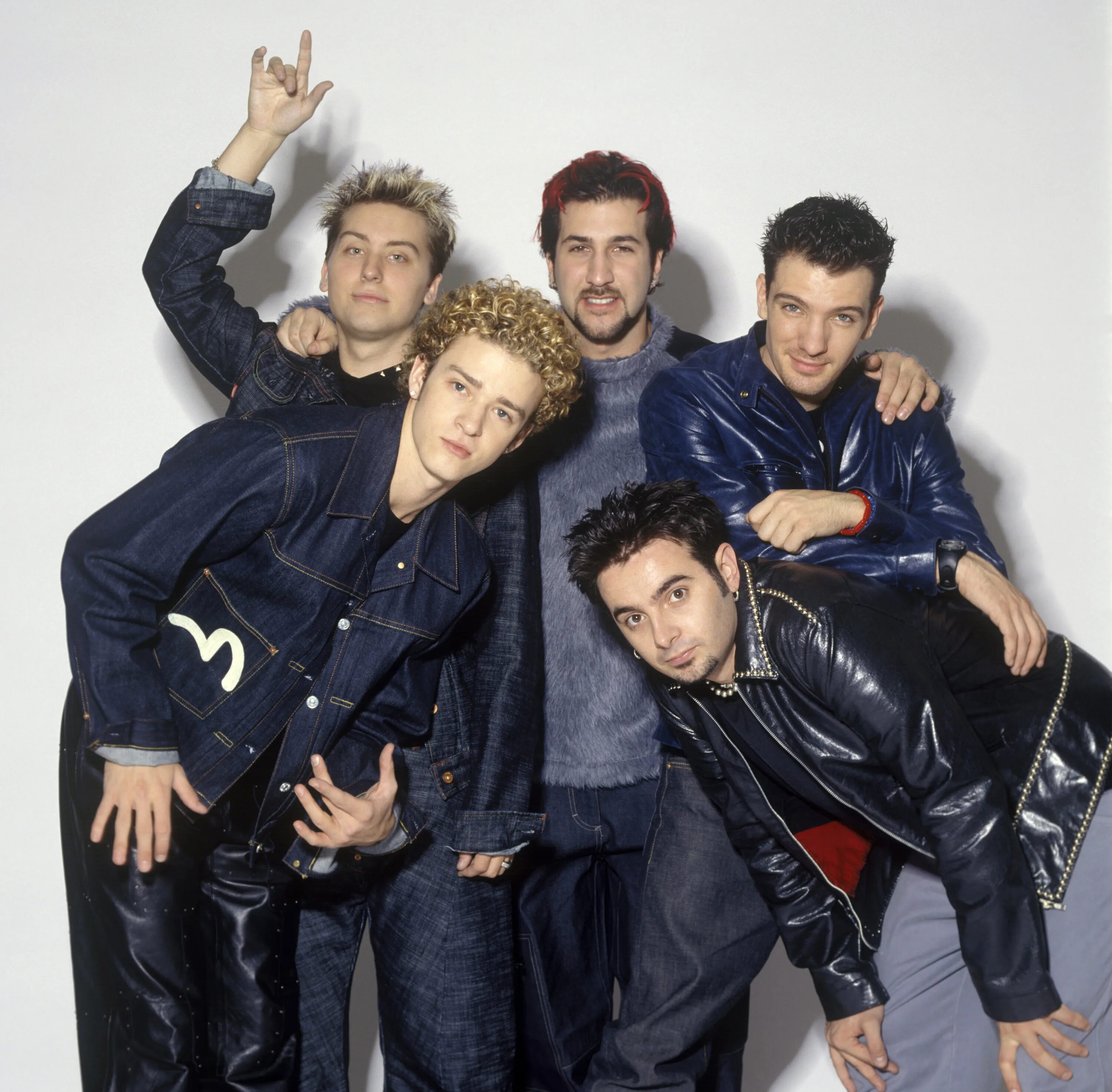 NSYNC группа 2000. Джастин Тимберлейк группа NSYNC. Группа NSYNC состав. Джоуи Нсинк.