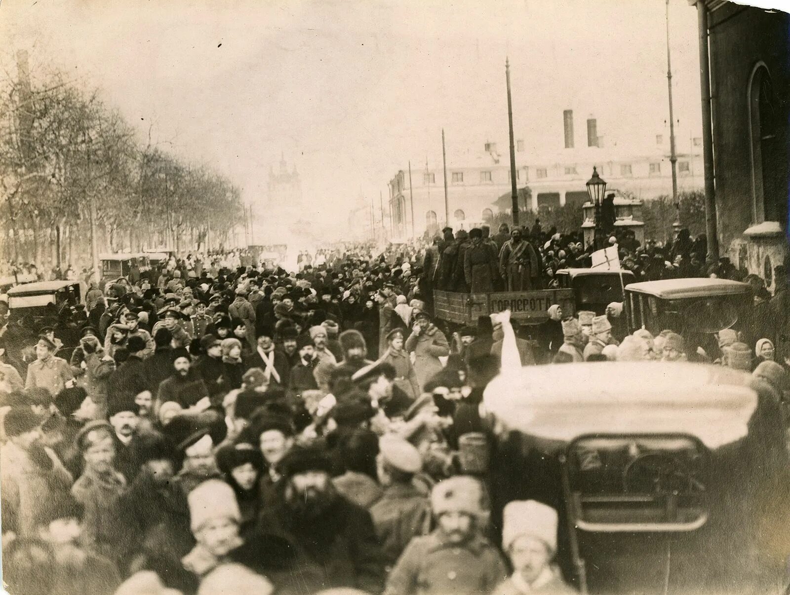 Революция 1917 факт. 1906 Год Россия. Быт революции 1917. Дума в Риге 1917. Россия 1906 год города.