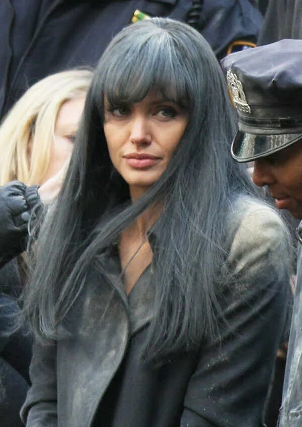 Salt анджелина джоли. Солт 2 полный фильм на русский язык смотреть. Почему солт. Почему солт. Шпионка солт.