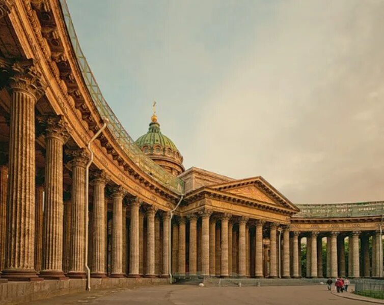 Исаа́киевский собо́р, санкт-петербург. Вадим соловьев художник спб работы. Жворцовопарковый ансамбль петергоф. Казанский собор колонны. Круг света санкт петербург.