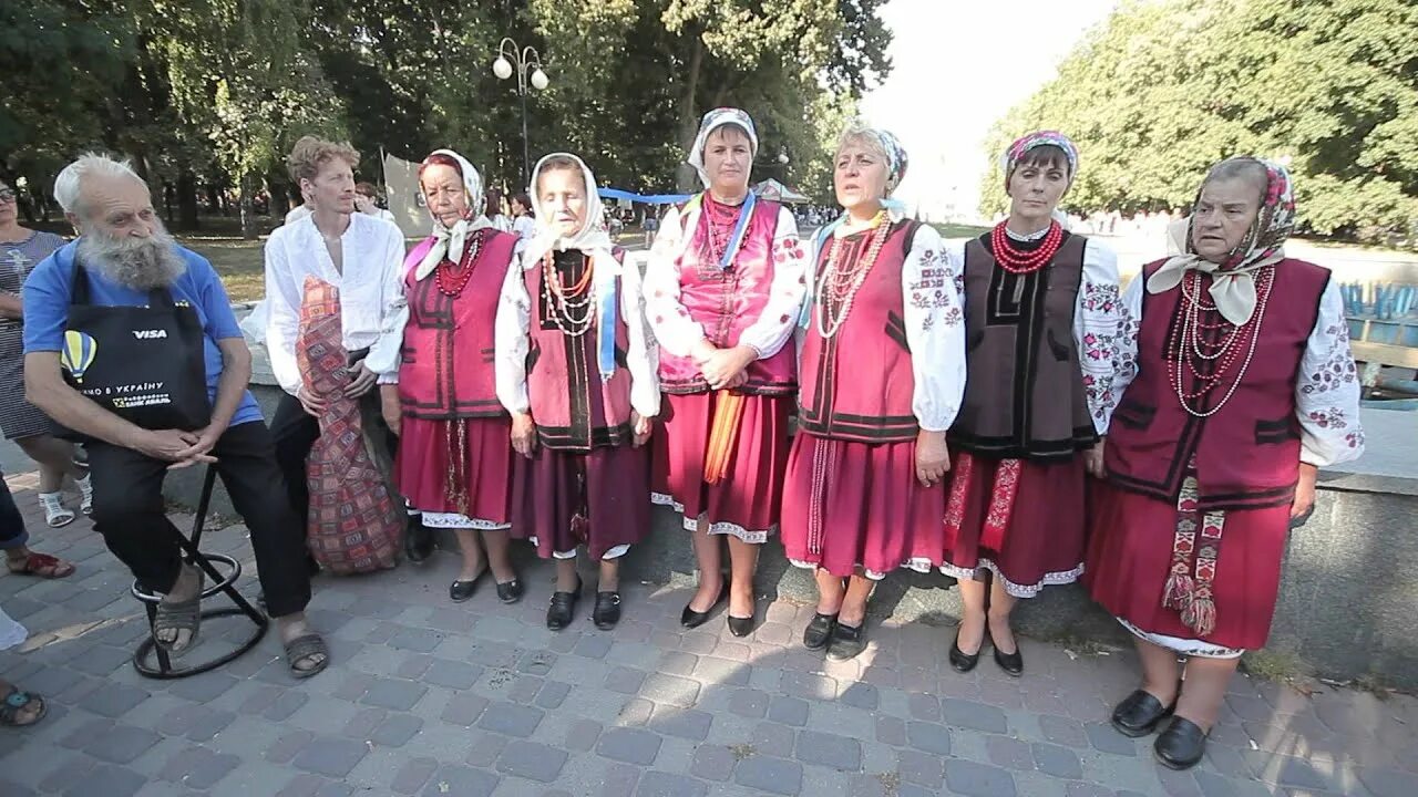 Ансамбль воля галина сысоева. Фольклорный коллектив «древо». Ансамбль древо из полтавского села крячковка. Ансамбль древо из полтавского села. Фольклорный ансамбль древо ильино.