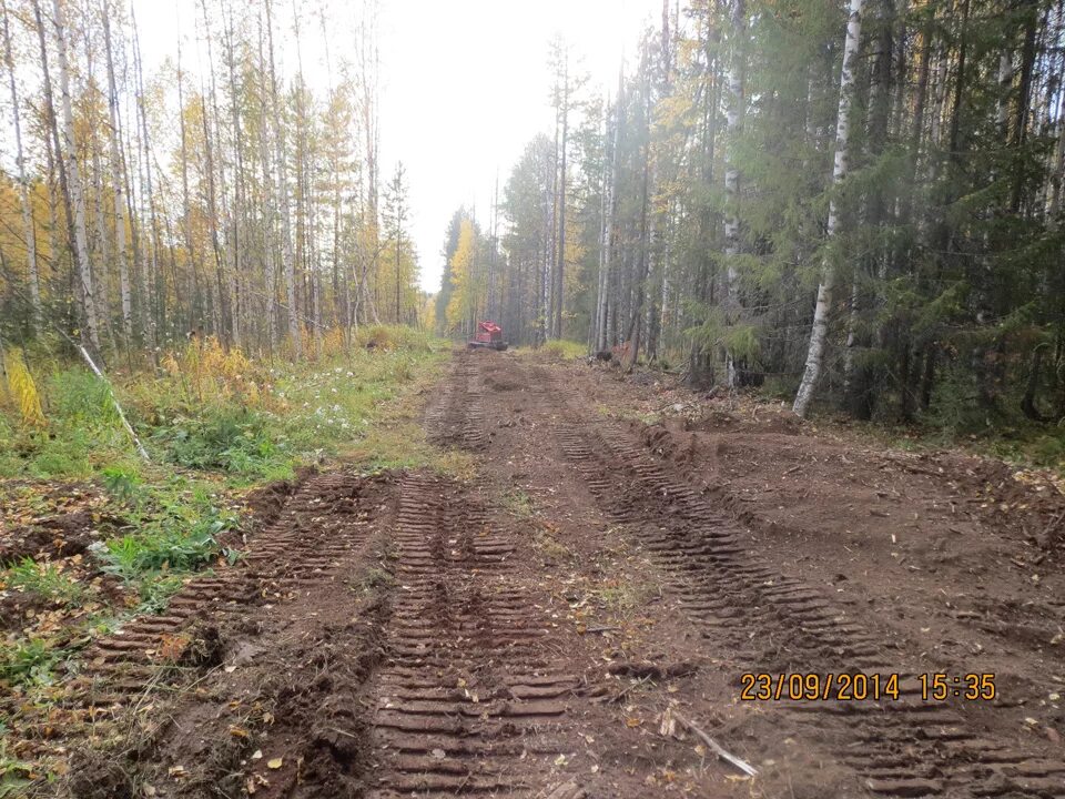 рекультивация скважин. шламовый амбар в хмао. обваловка куста скважин. лесная рекультивация. нарушенные земли.