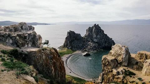 Гора шаманка остров