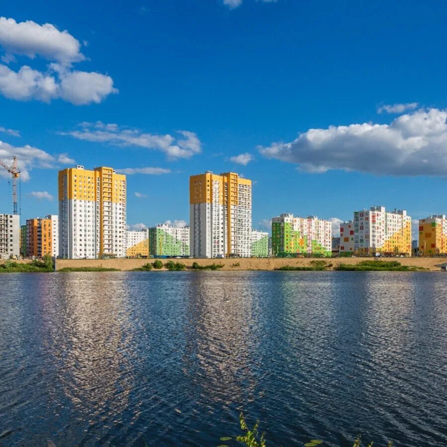 Жк бурнаковский нижний. Бурнаковский район Нижний Новгород. Мкр Бурнаковский Нижний Новгород. Жилой комплекс Бурнаковский Нижний Новгород. Бурнаковский Нижний Новгород Бурнаковская озеро.