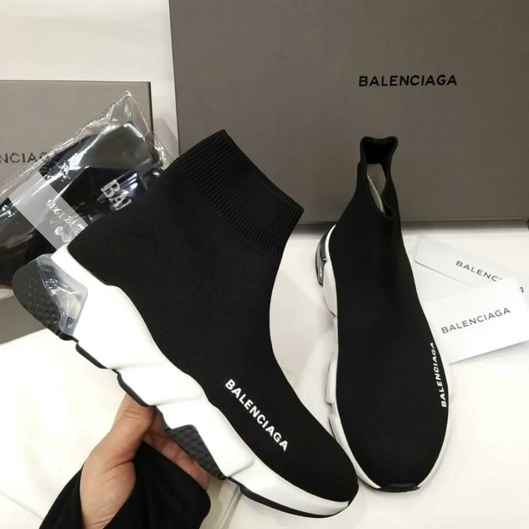 Ботинки баленсиага женские 2020. Balenciaga высокие. Balenciaga speed trainer высокие. Кроссовки баленсиага женские. Кроссовки баленсиага черные.