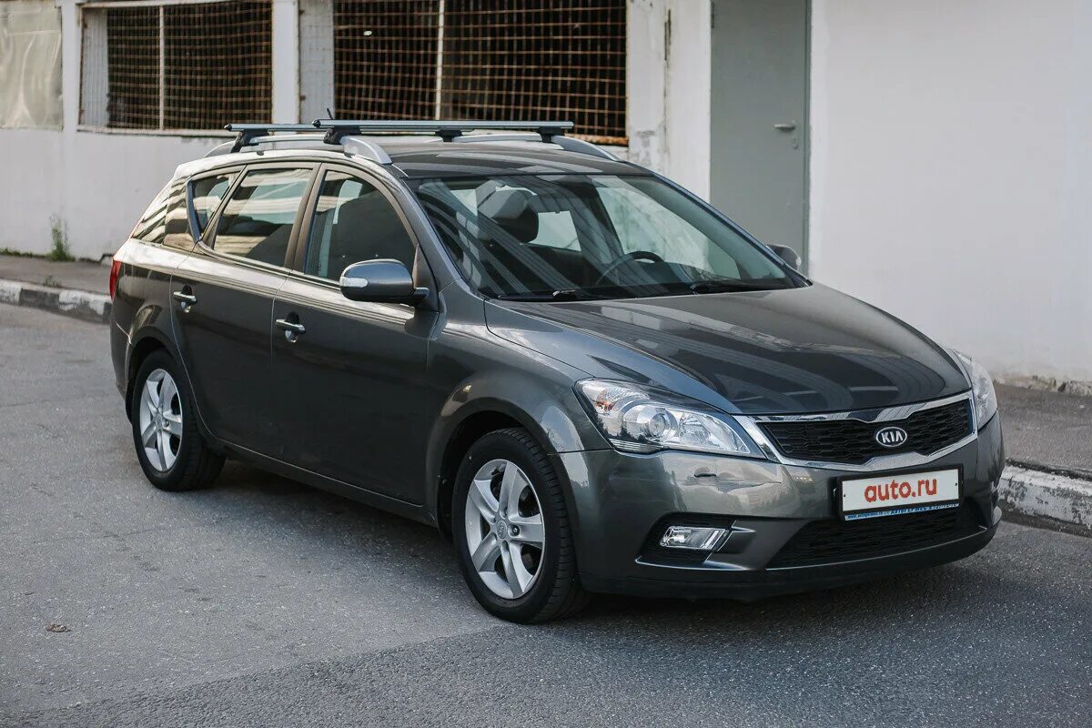 Киа сид 11. Киа СИД универсал 2010. Kia Ceed SW 2010. Kia Ceed 2010 универсал 1.6. Ceed универсал 2010.