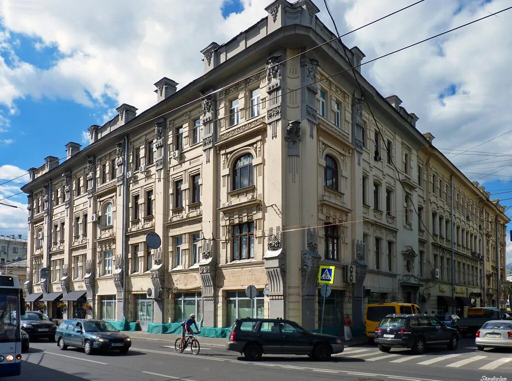 Бывший доходный дом. Ленина 8. Доходный дом габричевской в москве. Доходный дом корнилова малый проспект. Бывший доходный дом.