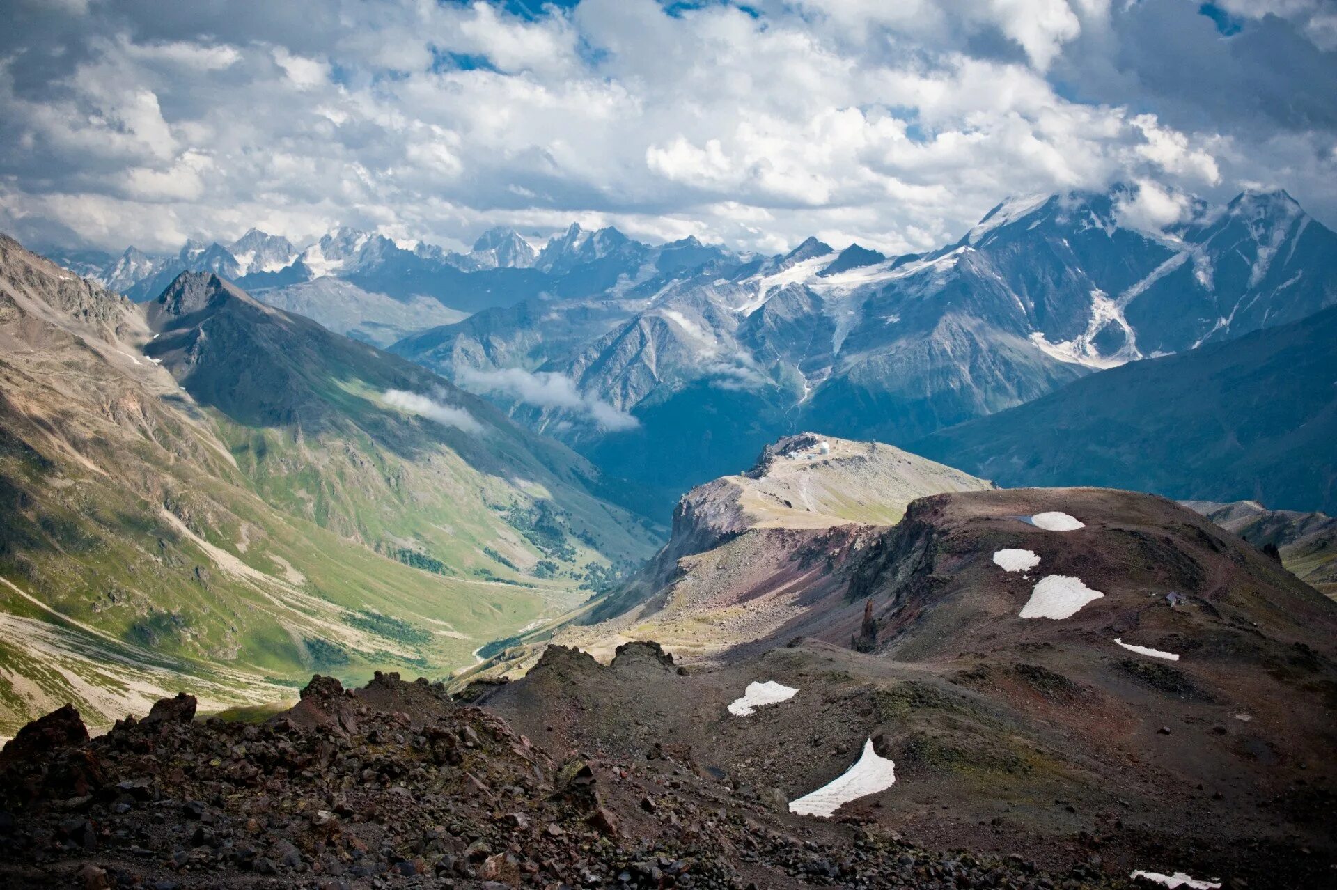 Ледник ирикчат. Парк альпак терскол. Гора чегет в кабардино-балкарии. Гора эльбрус национальный парк приэльбрусье. Ущелье ирикчат приэльбрусье.