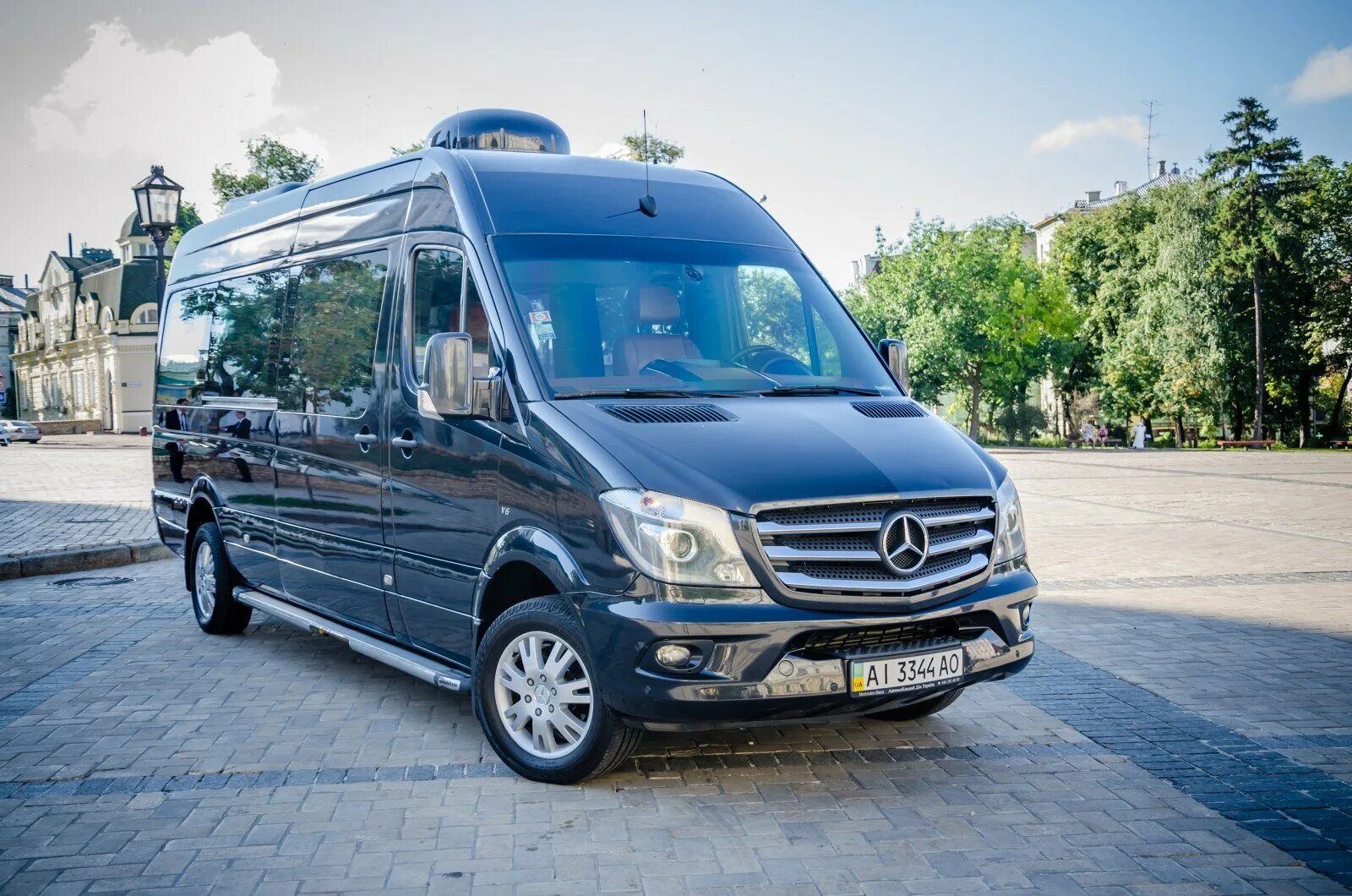 Mercedes sprinter цена. Мерседес Спринтер пассажирский. Мерседес принтер пассажирский. Микроавтобус Мерседес Спринтер пассажирский. Mercedes Sprinter 2016.