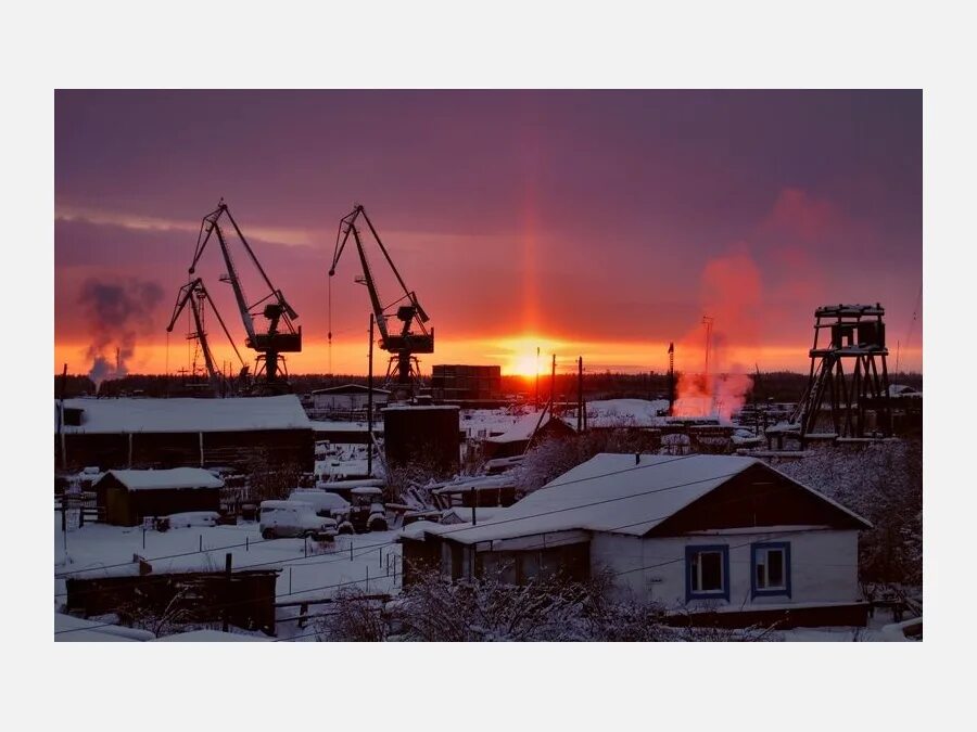 Поселок Зырянка Колыма. Зырянка Верхнеколымский район. Поселок Зырянка Верхнеколымский район. Посёлок Зырянка Якутия. Верхнеколымский район якутия