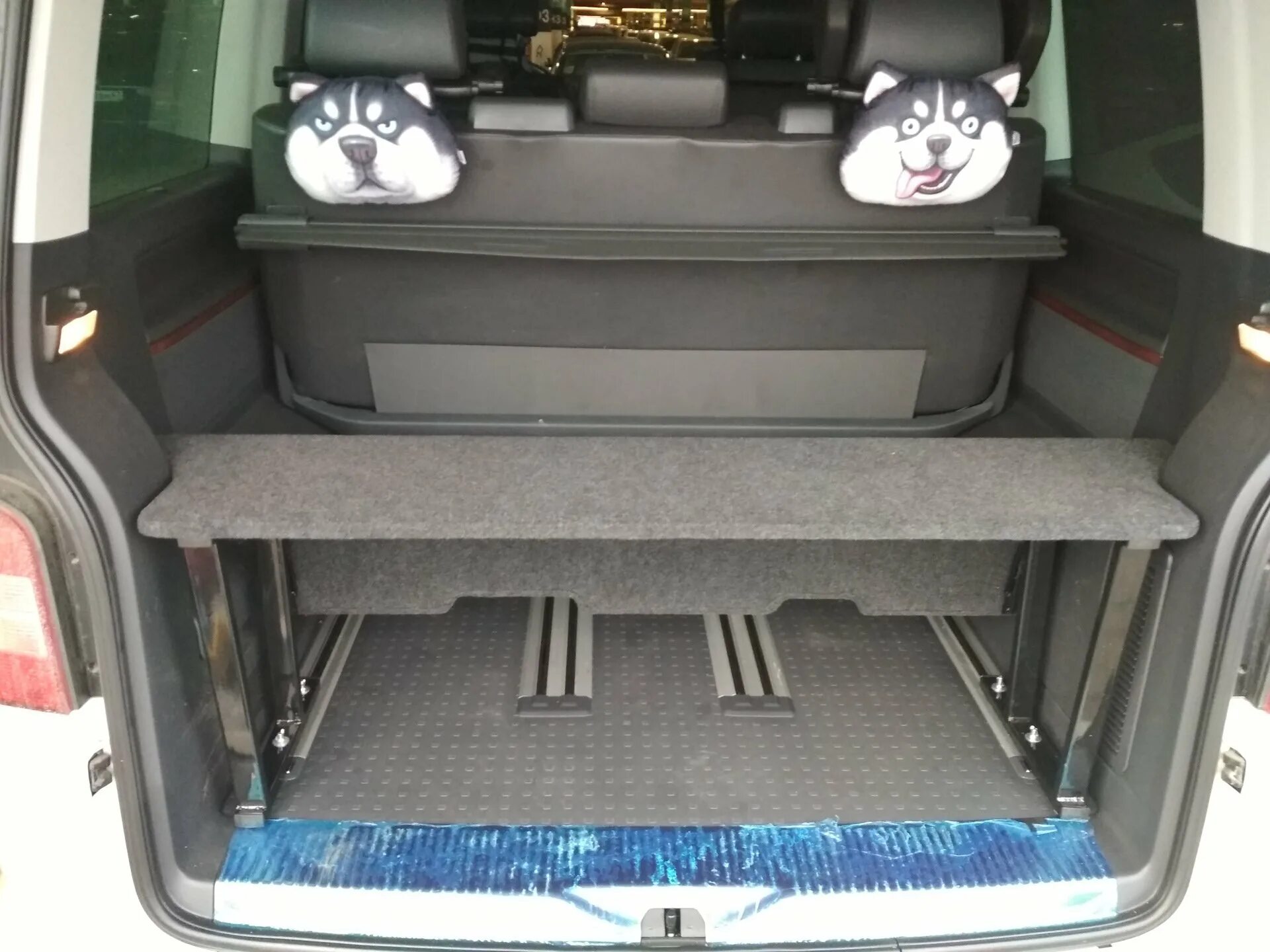 Багажник multivan. Полка multiflex vw t5-т6. багажник т5 фольксваген. багажник мультивен т5. volkswagen multivan t5 багажник.