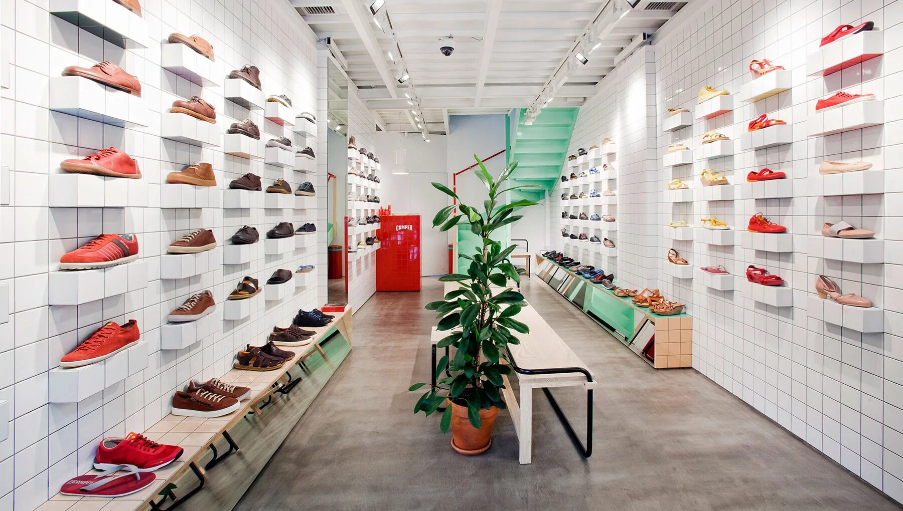 Магазин обуви. Дизайн проект магазина обуви. Camper shop. Кемпер магазины.