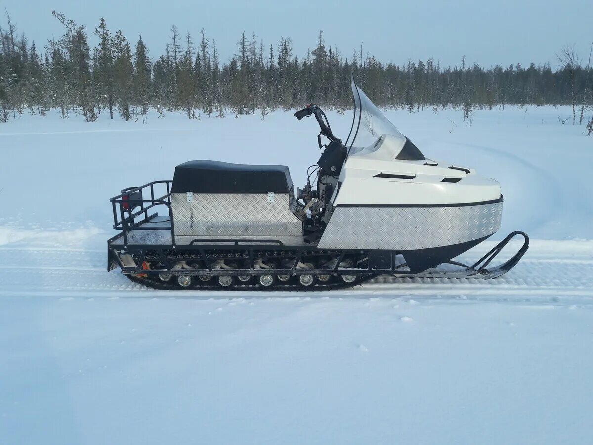 Ханты на снегоходе буран. Снегоход буран. Буран снегоход новый лидер. Буран 640 ад. Буран коротыш.