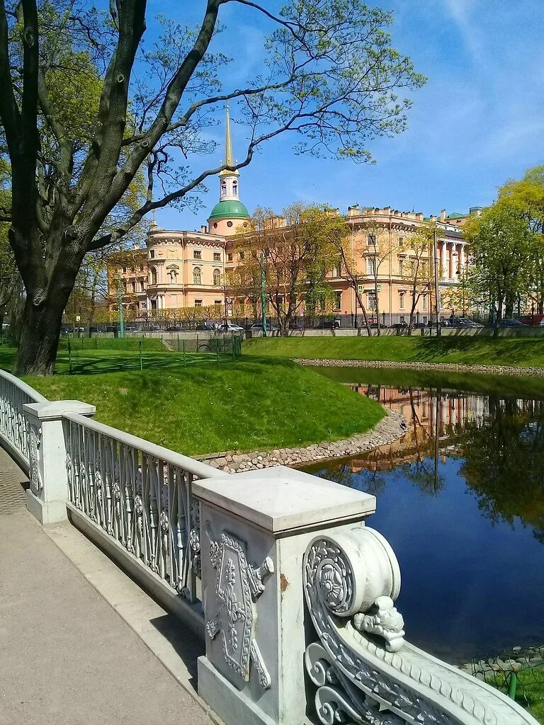 Михайловский сад москва