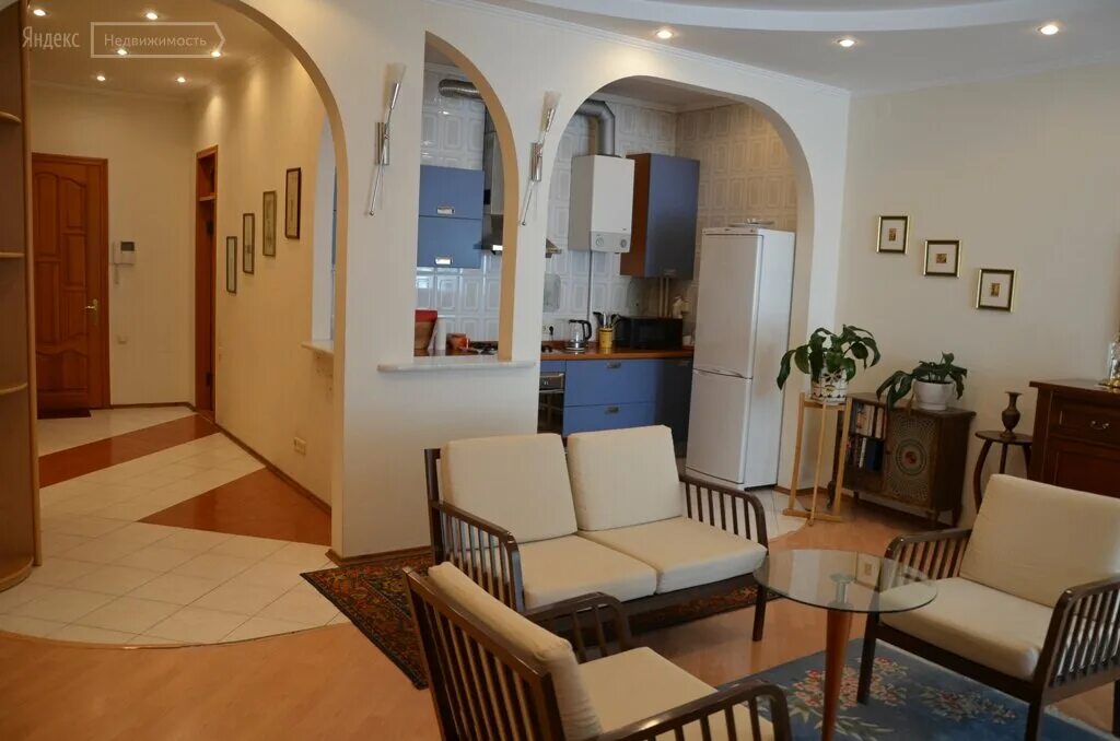 Квартиры в севастополе вторичное. Севастополь квартира в сталинке с террасой. Однокомнатные квартиры в севастополе вторичное жилье. Красивые квартиры в севастополе. Хрусталёва 47.