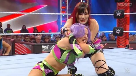 Monday night raw на русском