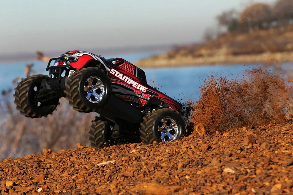 Траки на радиоуправлении. Траксас Стампеде. Радиоуправляемая машина Traxxas Stampede 4×4 1/10. Traxxas tra1953. Traxxas монстр.