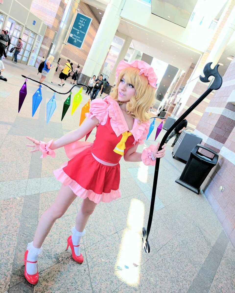 Lana cosplaying. Lana Rain косплей. Lana Rain Shinobu.