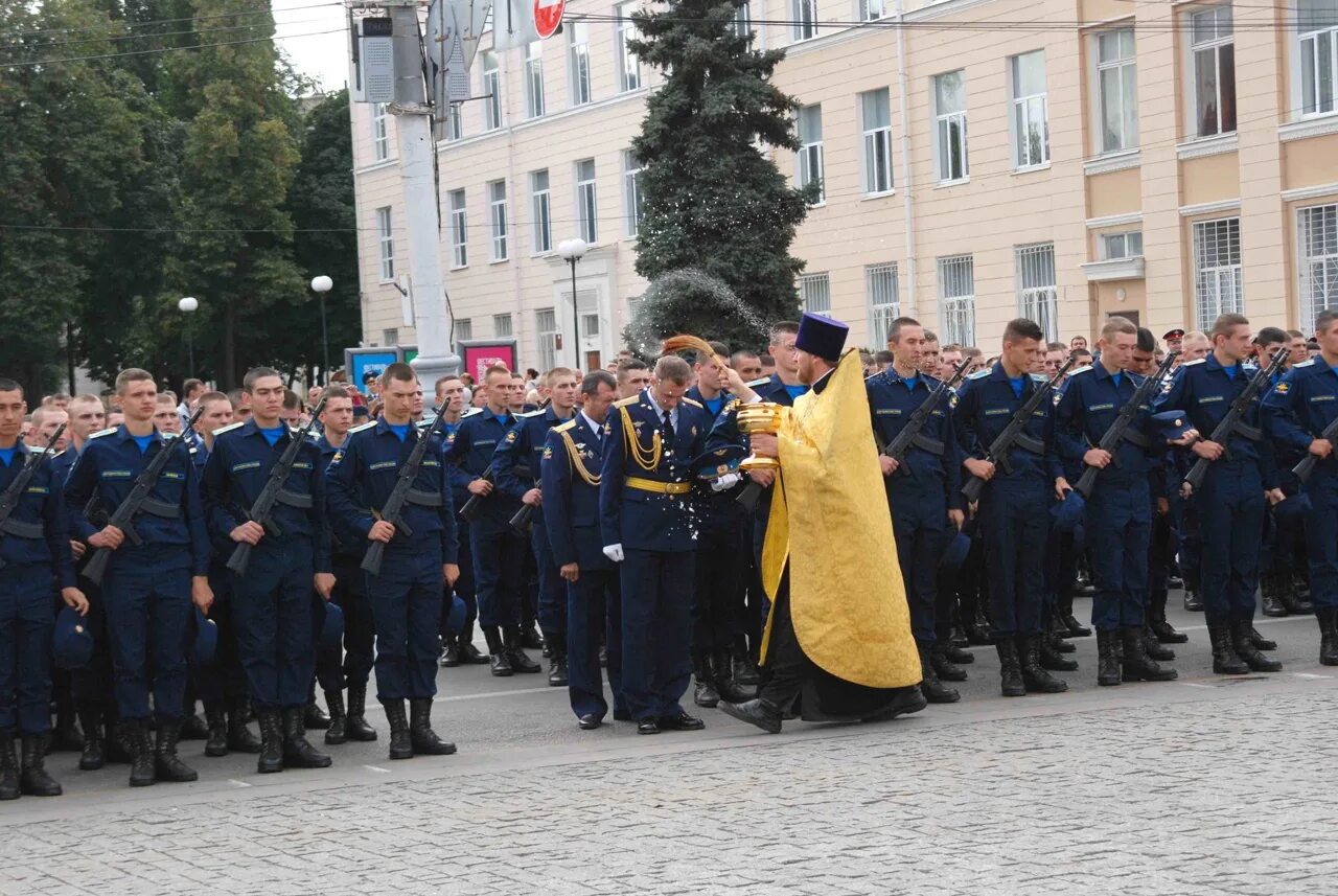 Военно воздушная академия г воронеж. ВУНЦ ВВС ВВА. Курсанты ВУНЦ ВВС ВВА Воронеж. ВУНЦ ВВС ВВА присяга. Военно-воздушная Академия им Жуковского н.е и Гагарина Воронеж.