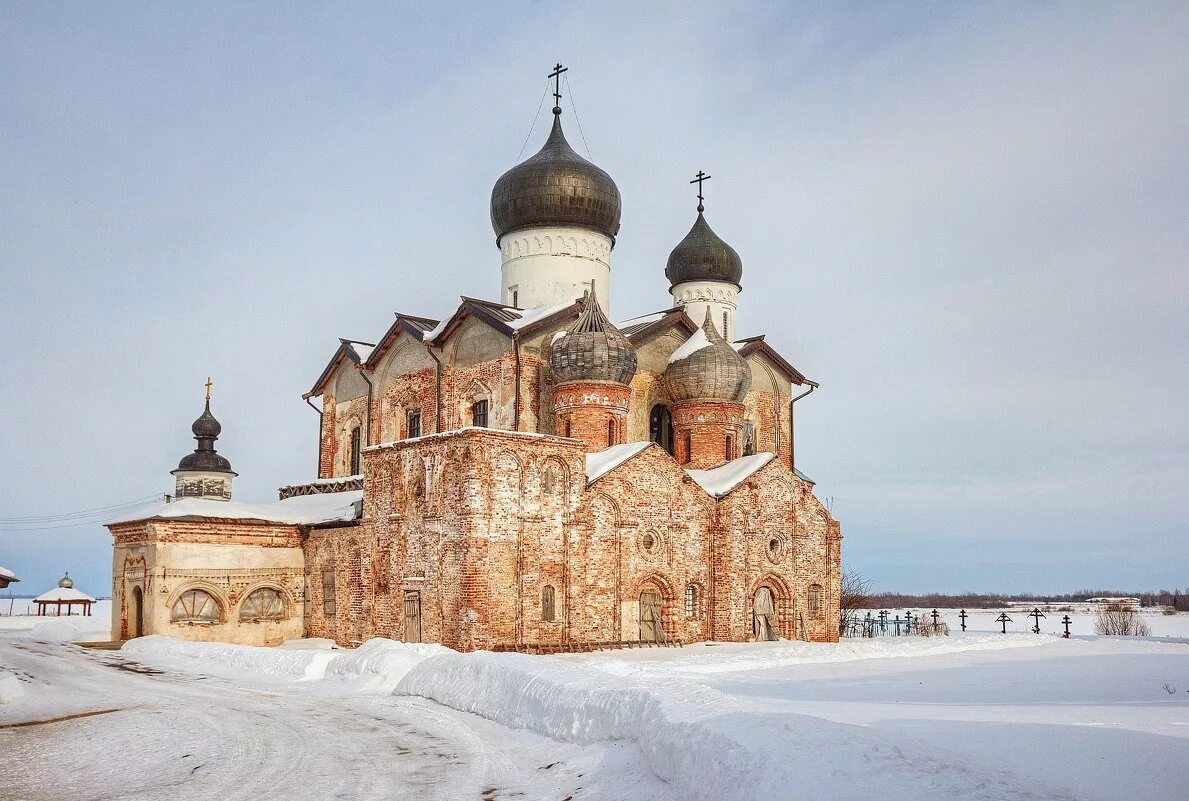 троицкий собор клопского монастыря. клопский свято троицкий монастырь новгорода. михайло-клопский монастырь троицкий собор. михайло клопский монастырь. михайло-клопский троицкий мужской монастырь.