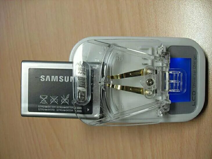 Как пользоваться charger. Cellular ctl 688 зарядка лягушка. универсальная зарядка для аккумуляторов нокиа. зарядные устройства лягушка для аккумулятор смартфон самсунг. как пользоваться лягушкой для зарядки аккумулятора телефона.