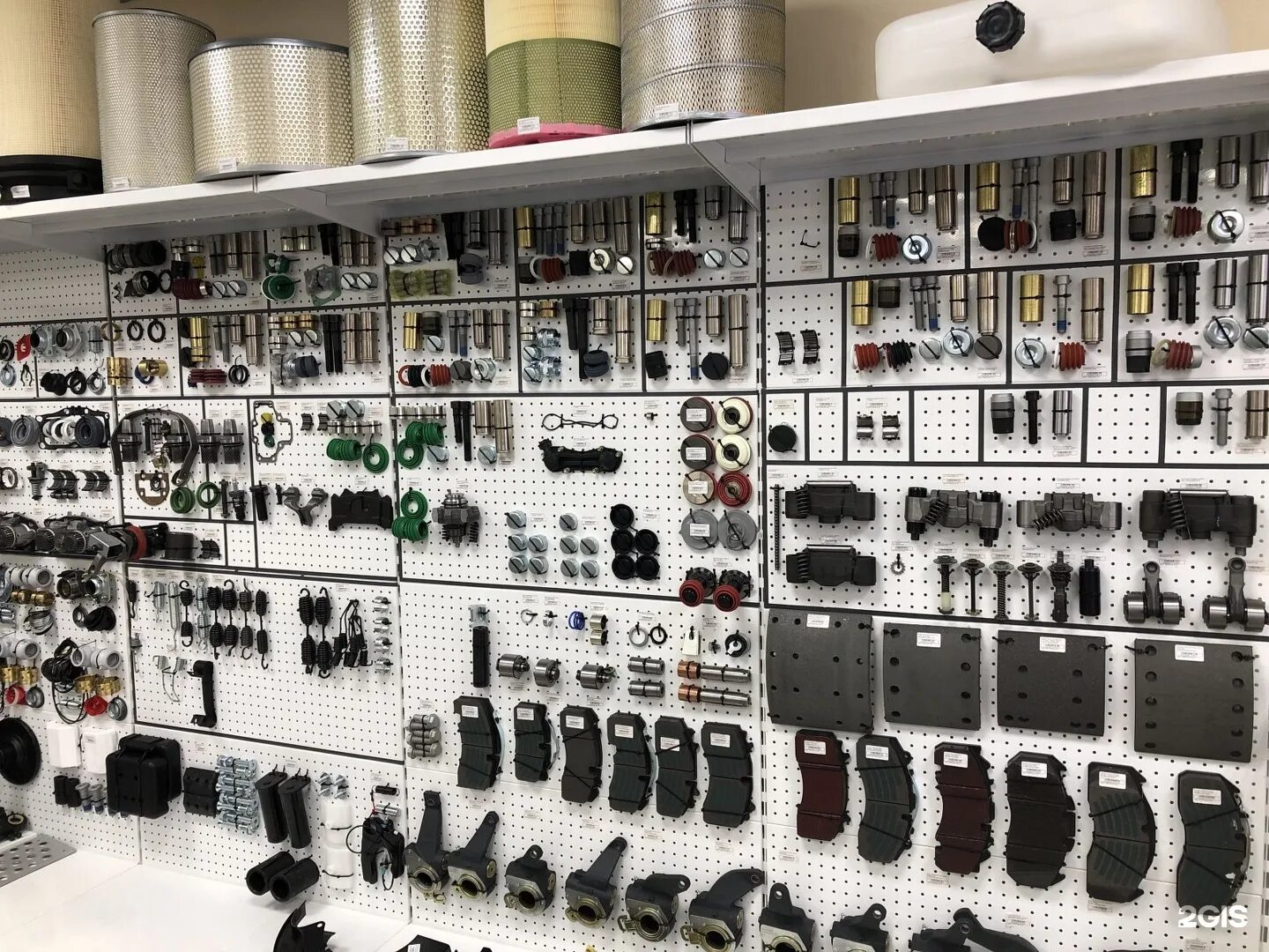 Контрактные запчасти. Авторазборка в японии. Евро автозапчасти. Склад двигателей. Логотип запчасти из европы.