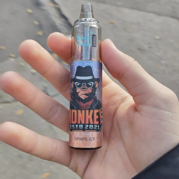 Электронная сигарета 7000 тяг. Одноразовый испаритель r and m tornado 7000. Одноразка 7000 тяг. Электронные сигарета tornado 7000 одноразовые. Одноразка 7000 тяг.