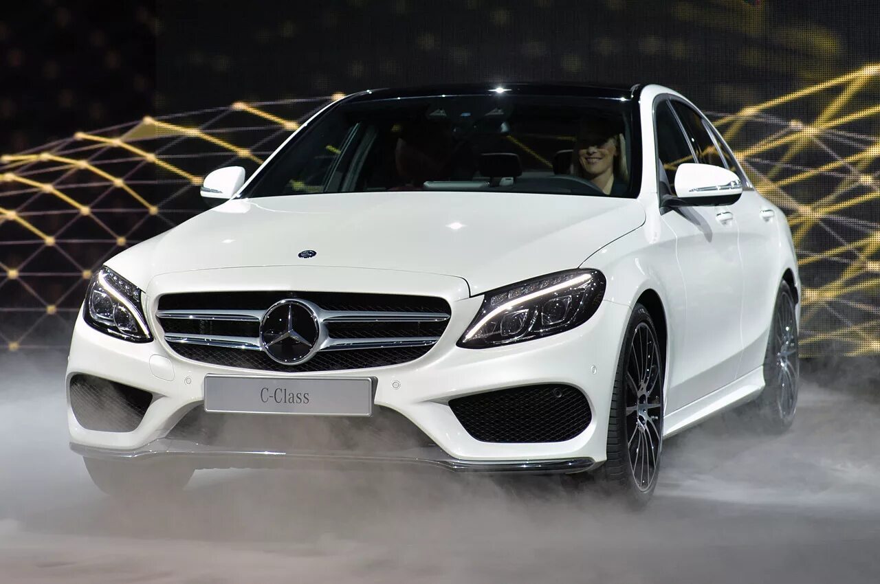 Купить мерседес c. Mercedes Benz c class. Mercedes-Benz c-class 2014. Mercedes-Benz c-class 2015. Мерседес Benz c class.