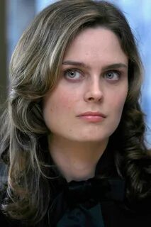 Эмили Дешанель (Emily Deschanel) - биография, фильмы и другая информация на Сефи