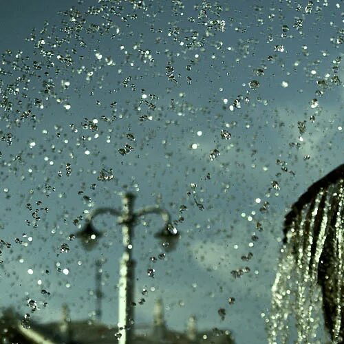 Выражение небо в алмазах. Алмазный дождь. бриллиантовый дождь. небо в алмазах. алмазный ливень.