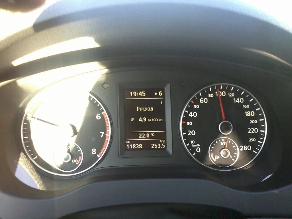 Расход топлива фольксваген джетта. Фольксваген джетта 6 1. Volkswagen jetta расход. Фольксваген джетта расход топлива на 100. Транспортер т5 расход топлива.