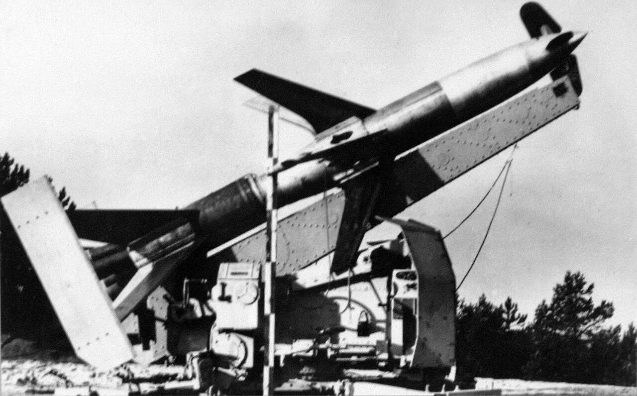 Координатная плоскость ракета 1 5. Ракета на координатной плоскости. Ракета 3 13 6 13. Нурс ракета. Ракета 3д.