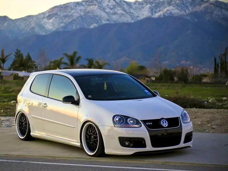 Volkswagen mk5. Фольксваген гольф GTI mk5. Гольф 5 GTI. Фольксваген гольф 5 GTI. Volkswagen Golf GTI mk5 tuned.