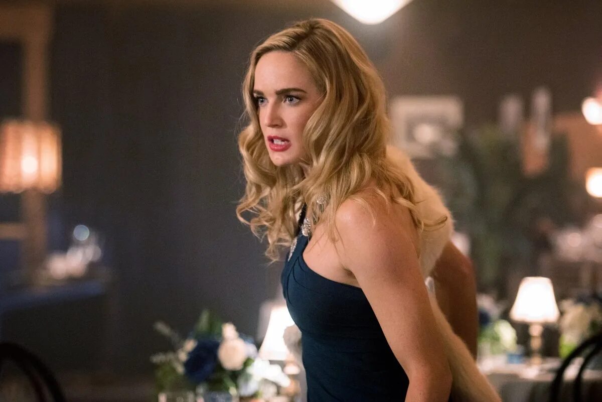 Caity Lotz 2020. Легенды завтрашнего дня 1