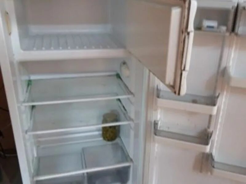 Холодильник б/у. Продается холодильник. Холодильник exqvisit производитель. Холодильник кбр. Exqvisit s4002.