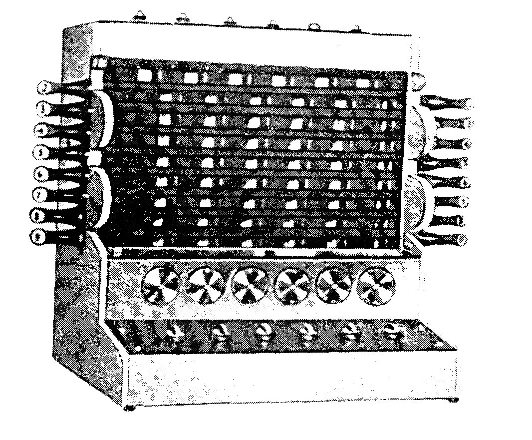 Первая механическая машина. Механическая счетная машина Шикарда 1623. Арифмометр Вильгельма Шиккарда. Машина Вильгельма Шиккарда. Калькулятор Вильгельма Шиккарда.