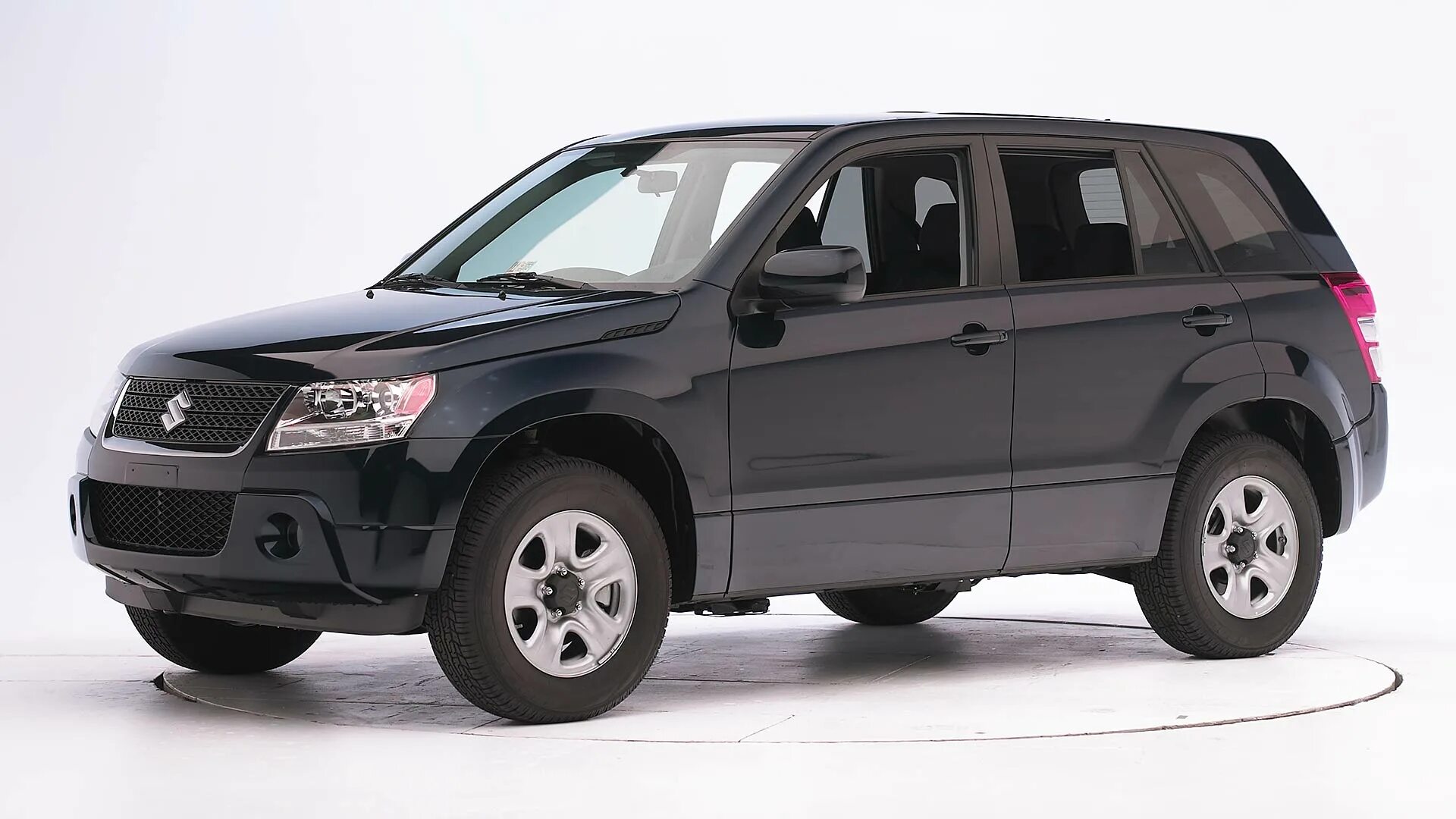 Купить сузуки 2013. Suzuki Grand Vitara. Suzuki Vitara 2013. Suzuki Grand Vitara JT 2013. Suzuki Grand Vitara 2014.