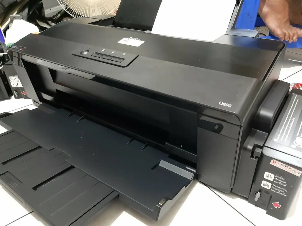 Принтер л 1800. Принтер л 1800. Epson l1800. Проверка принтера на печать эпсон. Эпсон л1800.