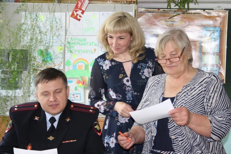 Посёлок абан красноярского края. Абан школа 3. Новости абана. Абан площадь. Абан (посёлок).