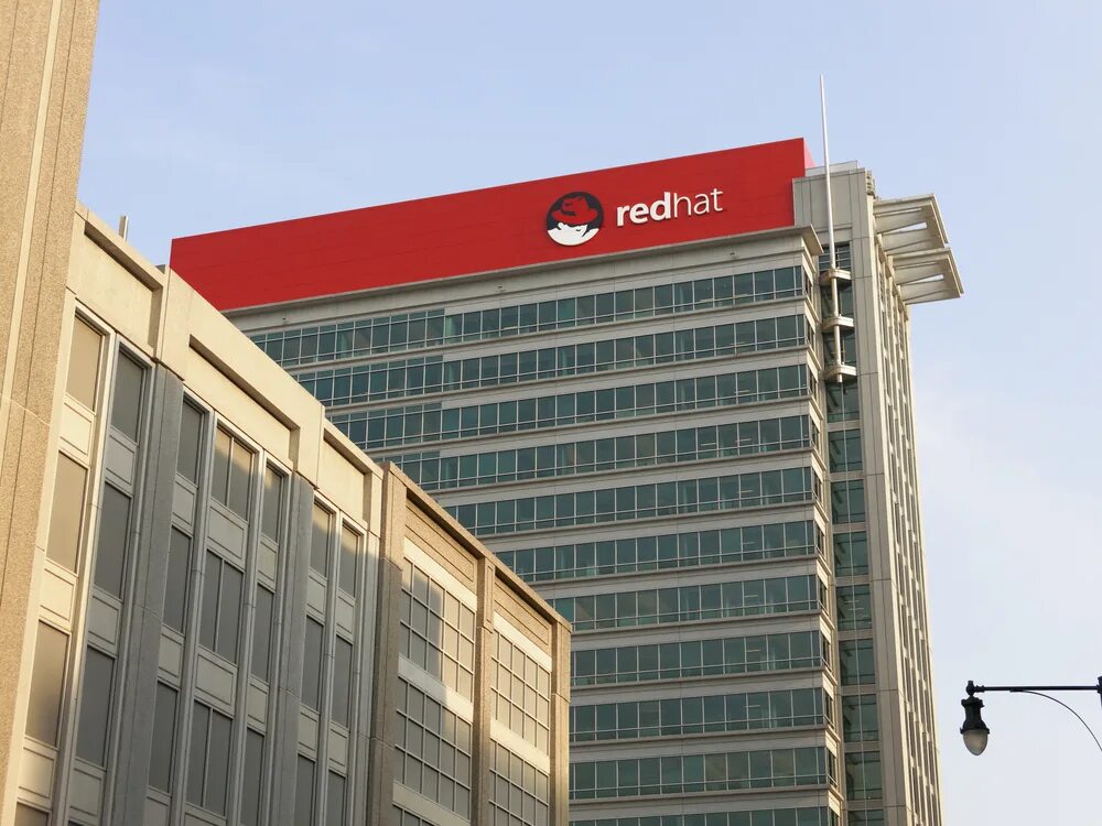 Ред хат. Red hat компания. Red hat Headquarters. Red hat Office. Штаб квартира Verizon.